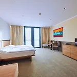 Panorama 4*