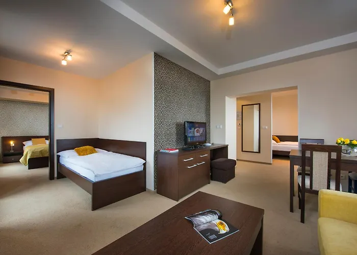 ホテル パノラマ 4*